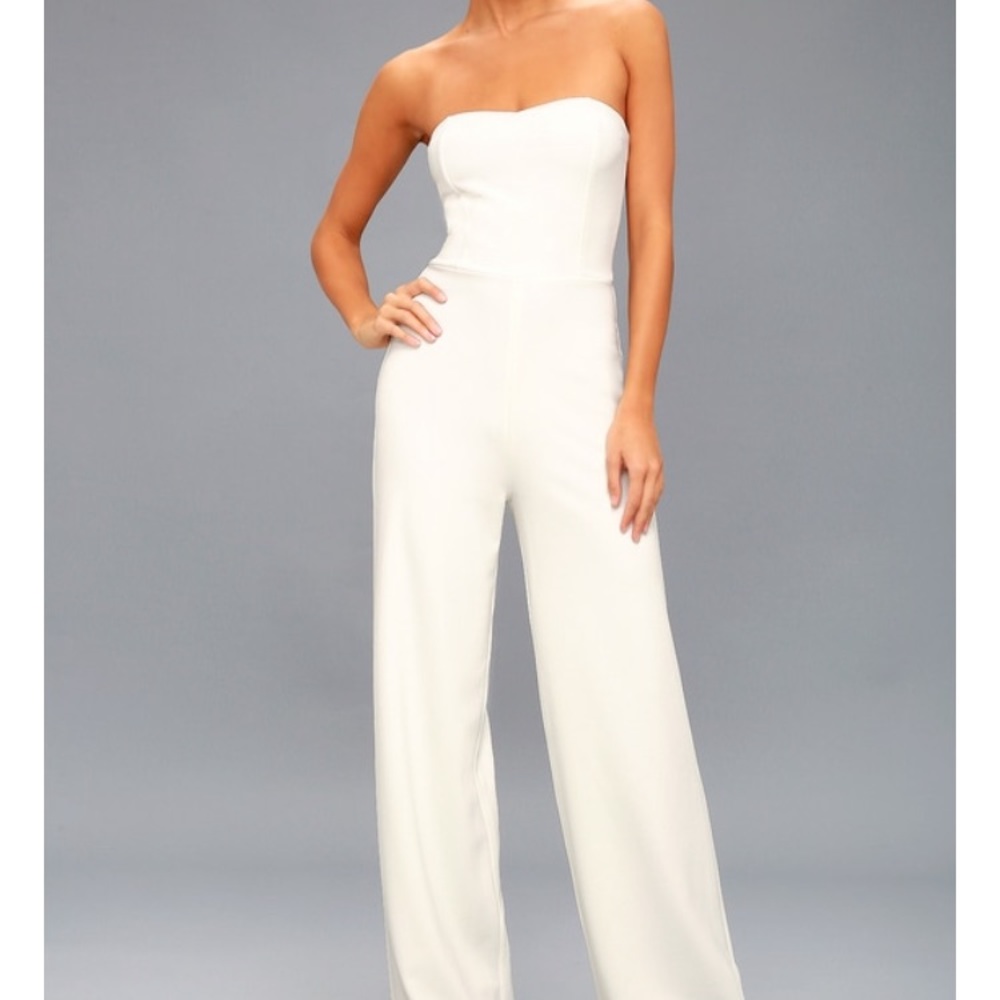 NWOT Lulu’s Edith Red Strapless Jumpsuit